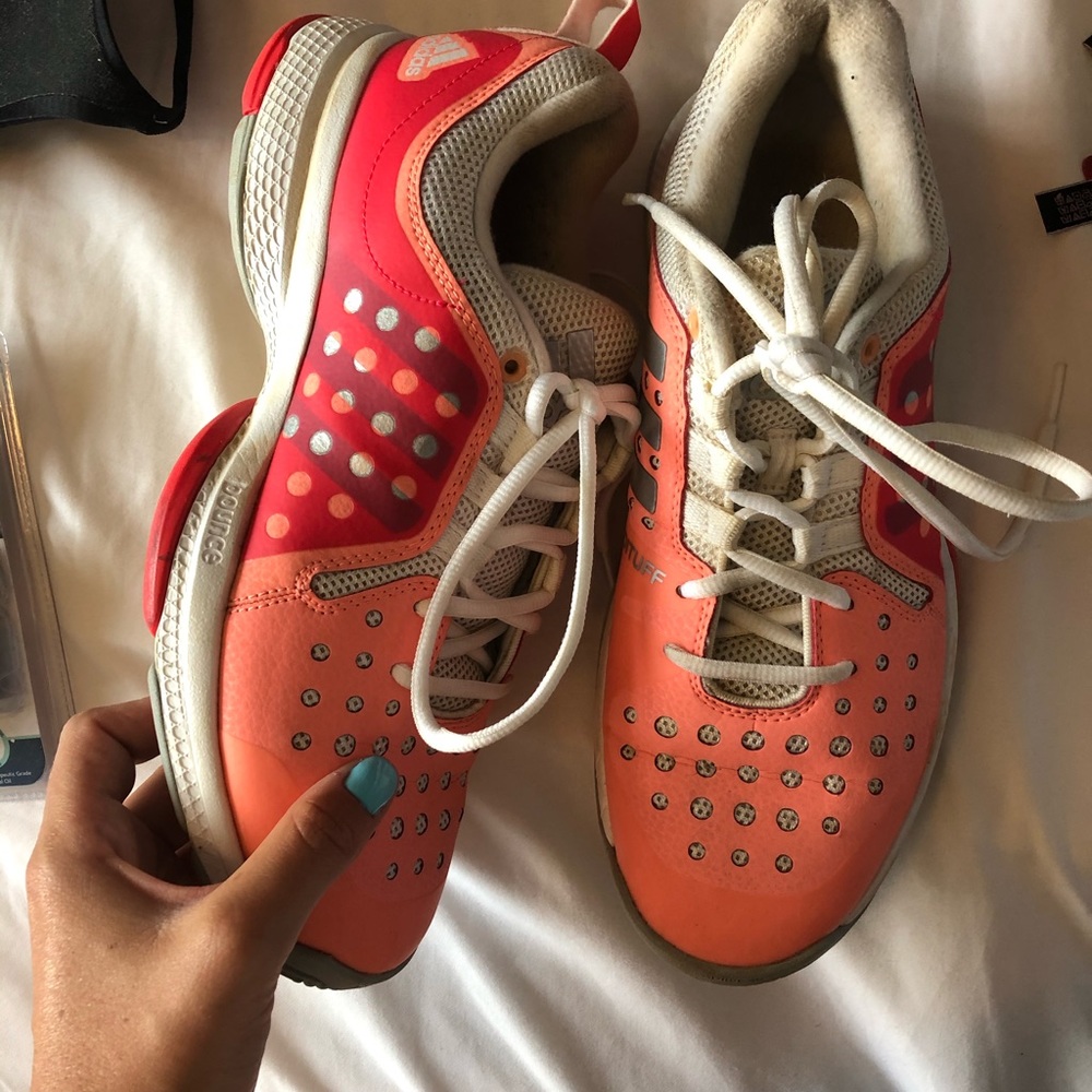 Women’s adidas tennis shoes